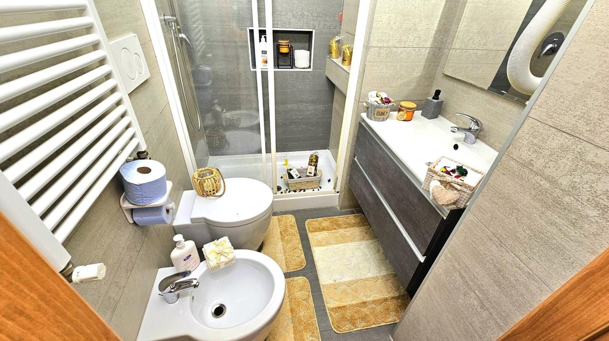 Отель A Casa Simpatia - Check-In Via Bixio, 41 Рим Экстерьер фото